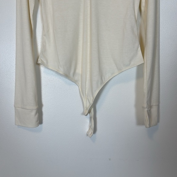 Free People Collared VNeck Bodysuit Wm Large NWT Ivory Preppy Office Career - Picture 6 of 13
